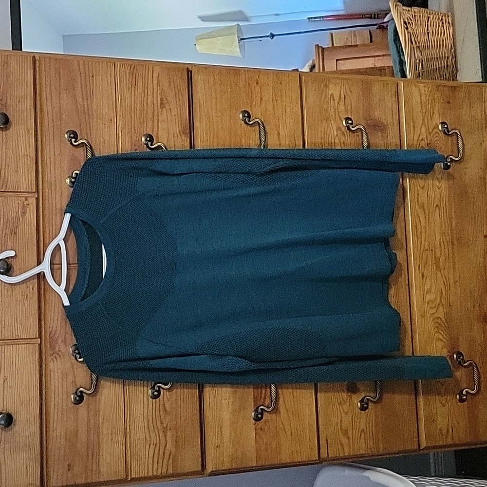 Lululemon swiftly tech long sleeve